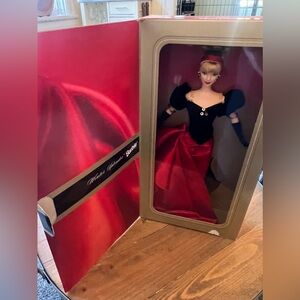 1998  Avon Holiday Barbie